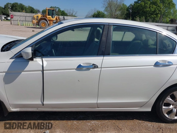 2010 Honda Accord EX-L with VIN 1HGCP3F88AA007069, listed as a IAAI auction lot 41971260 with Not Provided miles and . Bid and sale history available at DreamBid. Image 15.