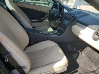 2006 Mercedes-Benz SLK-Class 3.0L with VIN WDBWK54F66F114895, listed as a Copart auction lot 55417885 with 128,984 mi miles and Salvage Title. Bid and sale history available at carsss.com. Image 10.