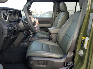 2024 Jeep Wrangler High Altitude z VIN 1C4RJXU68RW152890, wystawiony jako Copart lot #86656484 z przebiegiem 984 mil mil oraz Szkoda całkowita • Salvage title. Historia ofert i sprzedaży dostępna na DreamBid. Obrazek 7.
