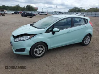 2019 Ford Fiesta SE z VIN 3FADP4EJ0KM142943, wystawiony jako Copart lot #72842944 z przebiegiem 111 228 mil mil oraz Nie do naprawy • Non repairable. Historia ofert i sprzedaży dostępna na DreamBid. Obrazek 1.