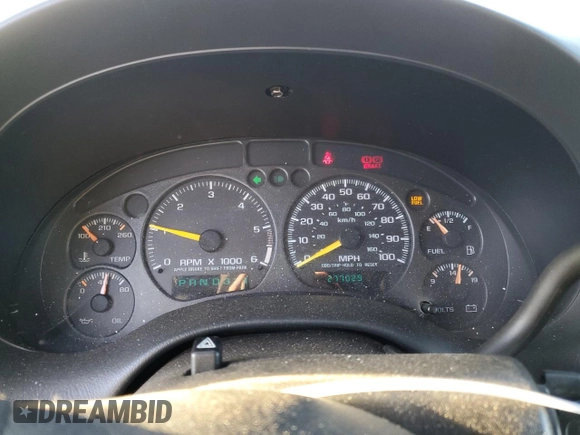 2000 Chevrolet Blazer LS with VIN 1GNCT18W8YK285881, listed as a Copart auction lot 41364325 with 277,029 mi miles and Salvage title. Bid and sale history available at DreamBid. Image 9.