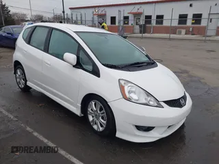 2010 Honda Fit Sport с VIN JHMGE8H41AS015052, выставлен на аукционе IAAI как лот 41364435 с пробегом 109 352 миль миль и . История ставок и продаж доступна на DreamBid. Изображение 1.