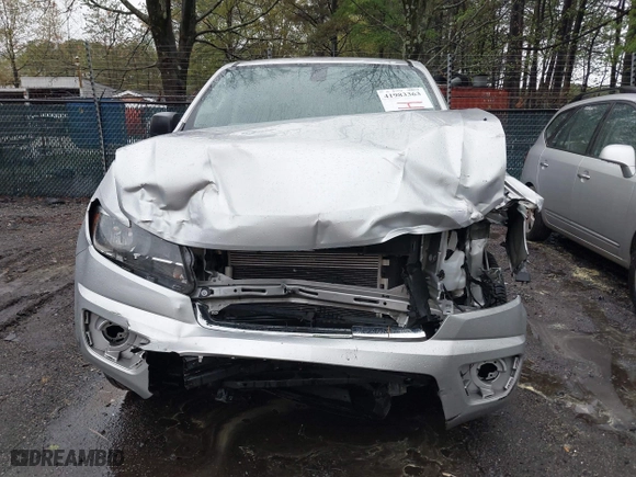 2020 Chevrolet Colorado 2WD Work Truck with VIN 1GCGSBEA5L1142784, listed as a IAAI auction lot 41983363 with 121,734 mi miles. Bid and sale history available at carsss.com. Image 12.