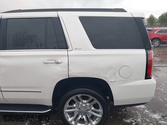 2018 GMC Yukon SLT with VIN 1GKS1BKC8JR392851, listed as a IAAI auction lot 40744741 with 117,028 mi miles. Bid and sale history available at carsss.com. Image 19.