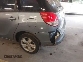 2004 Toyota Matrix Std with VIN 2T1LR32EX4C285993, listed as a IAAI auction lot 41401580 with 216,603 mi miles. Bid and sale history available at carsss.com. Image 16.