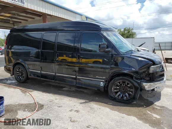 2018 GMC Savana Cargo z VIN 1GTW7BFG3J1162190, wystawiony jako Copart lot #68281014 z przebiegiem 83 733 mil mil oraz Nie do naprawy • Non repairable. Historia ofert i sprzedaży dostępna na DreamBid. Obrazek 4.