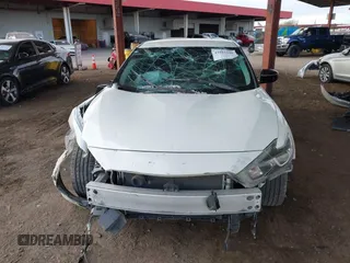 2018 Nissan Maxima SR with VIN 1N4AA6AP1JC397613, listed as a IAAI auction lot 41557340 with 84,749 mi miles. Bid and sale history available at carsss.com. Image 11.