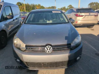2010 Volkswagen Golf TDI w/Sunroof & Nav с VIN WVWDM7AJ6AW226094, выставлен на аукционе Copart как лот 76188464 с пробегом Не указан миль и Списание • Salvage title. История ставок и продаж доступна на DreamBid. Изображение 5.
