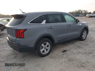 2022 Kia Sorento LX with VIN 5XYRG4LC8NG122154, listed as a IAAI auction lot 41867453 with 15,619 mi miles. Bid and sale history available at carsss.com. Image 4.