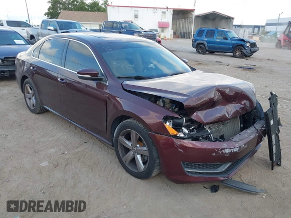 2012 Volkswagen Passat SE с VIN 1VWBH7A3XCC079924, выставлен на аукционе IAAI как лот 42333339 с пробегом 108 173 миль миль и . История ставок и продаж доступна на DreamBid. Изображение 1.