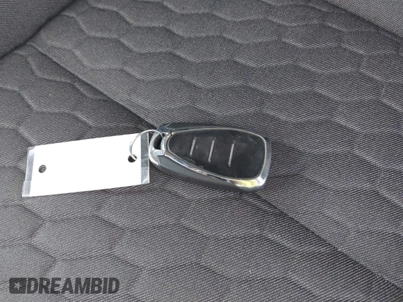 2019 Chevrolet Equinox LT with VIN 2GNAXLEX6K6191061, listed as a IAAI auction lot 40971123 with 70,254 mi miles and . Bid and sale history available at DreamBid. Image 11.