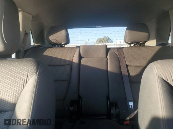 2012 Kia Sorento LX with VIN 5XYKTCA62CG255185, listed as a Copart auction lot 87242304 with 124,224 mi miles and Salvage Title. Bid and sale history available at DreamBid. Image 10.