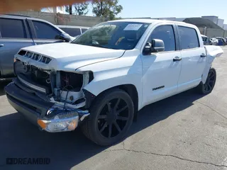2016 Toyota Tundra 2WD Truck SR5 with VIN 5TFEM5F15GX105819, listed as a IAAI auction lot 41297645 with NaN miles. Bid and sale history available at carsss.com. Image 18.