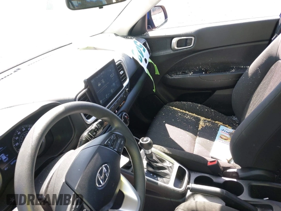 2021 Hyundai Venue SE with VIN KMHRB8A3XMU102182, listed as a IAAI auction lot 41987687 with 58,733 mi miles and . Bid and sale history available at DreamBid. Image 5.