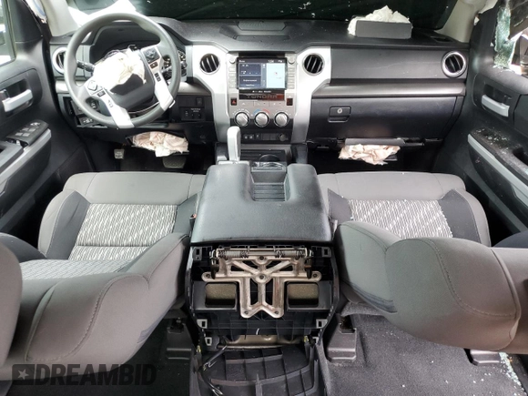 2020 Toyota Tundra 2WD SR5 with VIN 5TFEY5F17LX260869, listed as a Copart auction lot 70342524 with 25,607 mi miles and Salvage Title. Bid and sale history available at carsss.com. Image 8.