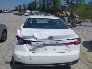 2025 Toyota Camry LE with VIN 4T1DAACKXSU522692, listed as a IAAI auction lot 41986703 with 7,814 mi miles and . Bid and sale history available at DreamBid. Image 16.