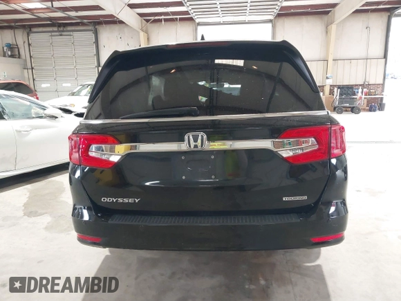2018 Honda Odyssey Touring with VIN 5FNRL6H87JB105410, listed as a IAAI auction lot 41860707 with 91,908 mi miles. Bid and sale history available at carsss.com. Image 16.