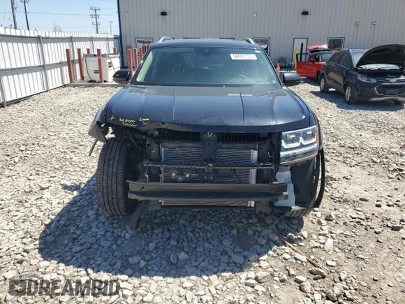 2019 Volkswagen Atlas SEL R-Line with VIN 1V2RR2CA2KC564925, listed as a Copart auction lot 56022725 with 111,822 mi miles and Salvage title. Bid and sale history available at DreamBid. Image 5.