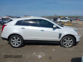 2015 Cadillac SRX Premium Collection with VIN 3GYFNDE38FS516009, listed as a IAAI auction lot 41785462 with 68,738 mi miles. Bid and sale history available at carsss.com. Image 13.