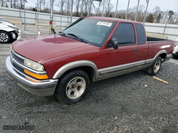 1998 Chevrolet S-10 LS with VIN 1GCCS19X7W8131191, listed as a Copart auction lot 42118785 with 107,460 mi miles and Salvage Title. Bid and sale history available at carsss.com. Image 1.
