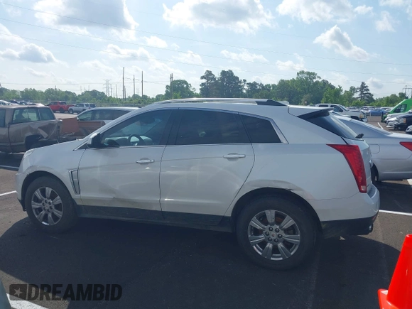 2015 Cadillac SRX Luxury Collection with VIN 3GYFNBE32FS542710, listed as a IAAI auction lot 42132131 with 246,226 mi miles. Bid and sale history available at carsss.com. Image 14.