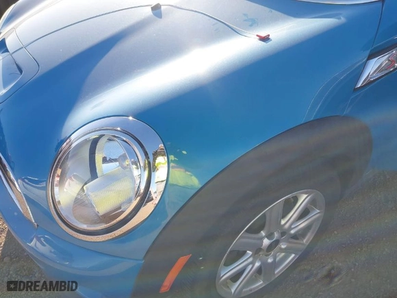 2013 MINI Cooper Roadster S with VIN WMWSY3C58DT565849, listed as a IAAI auction lot 41644818 with NaN miles. Bid and sale history available at carsss.com. Image 6.