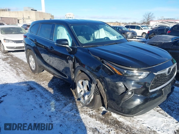 2022 Toyota Highlander LE with VIN 5TDBZRBH7NS574122, listed as a IAAI auction lot 41273197 with 28,195 mi miles and . Bid and sale history available at DreamBid. Image 1.