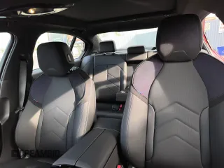 2024 BMW i5 M60 z VIN WBY43FK05RCR29359, wystawiony jako Copart lot #77178394 z przebiegiem 45 mil mil oraz Szkody całkowita. Historia ofert i sprzedaży dostępna na DreamBid. Obrazek 11.