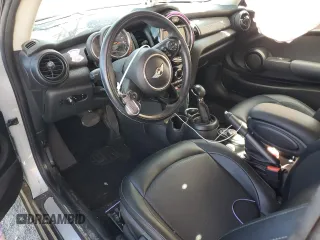 2017 MINI Hardtop Cooper with VIN WMWXP5C34H2F61072, listed as a Copart auction lot 57314695 with 46,693 mi miles and Salvage title. Bid and sale history available at DreamBid. Image 8.