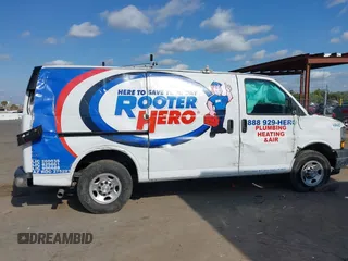 2021 Chevrolet Express Cargo with VIN 1GCWGAFP3M1204940, listed as a IAAI auction lot 42030364 with 81,163 mi miles and . Bid and sale history available at DreamBid. Image 6.