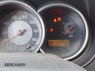 2007 Nissan Versa SL z VIN 3N1BC13E87L382677, wystawiony jako IAAI lot #36512894 z przebiegiem 144 906 mil mil oraz . Historia ofert i sprzedaży dostępna na DreamBid. Obrazek 12.