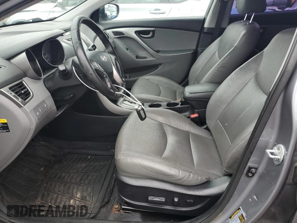2013 Hyundai Elantra GLS z VIN KMHDH4AE0DU694906, wystawiony jako Copart lot #61286785 z przebiegiem 145 020 mil mil oraz Czysty tytuł • Clean title. Historia ofert i sprzedaży dostępna na DreamBid. Obrazek 7.