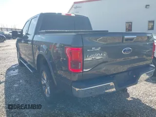 2015 Ford F-150 XLT with VIN 1FTEW1EG0FKE59929, listed as a IAAI auction lot 42161771 with 189,933 mi miles. Bid and sale history available at carsss.com. Image 3.