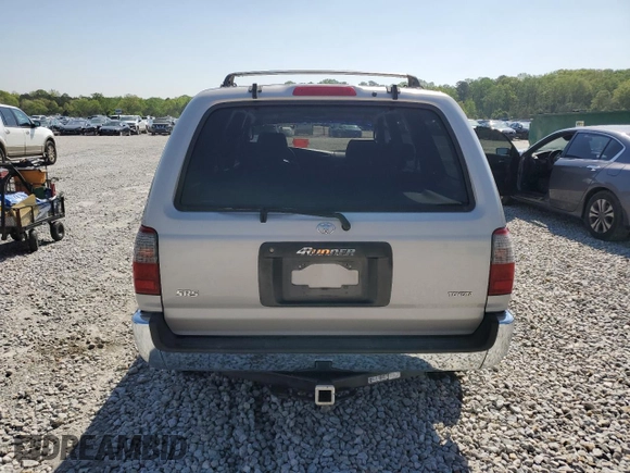 1998 Toyota 4Runner SR5 z VIN JT3GN86R0W0076447, wystawiony jako Copart lot #52280815 z przebiegiem 231 742 mil mil oraz Szkoda całkowita • Salvage title. Historia ofert i sprzedaży dostępna na DreamBid. Obrazek 6.