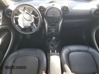 2015 MINI Countryman with VIN WMWZB3C51FWR44600, listed as a Copart auction lot 49440555 with 105,650 mi miles and Clean Title. Bid and sale history available at DreamBid. Image 8.