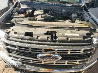 2023 Ford F-250 XL with VIN 1FT7W2BN7PED35643, listed as a Copart auction lot 51082815 with 58,614 mi miles and Salvage Title. Bid and sale history available at DreamBid. Image 12.