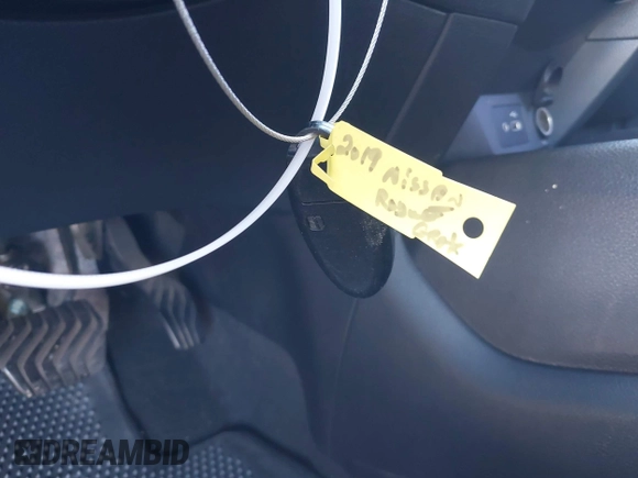 2019 Nissan Rogue SV with VIN KNMAT2MT3KP525060, listed as a IAAI auction lot 41770350 with 123,614 mi miles. Bid and sale history available at carsss.com. Image 11.