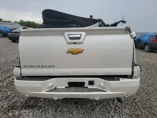 2013 Chevrolet Avalanche LTZ with VIN 3GNTKGE70DG107029, listed as a Copart auction lot 56947685 with Not provided miles and Salvage title. Bid and sale history available at DreamBid. Image 6.