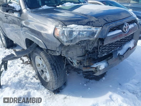 2018 Toyota 4Runner SR5 with VIN JTEBU5JR6J5536801, listed as a IAAI auction lot 41674894 with 136,859 mi miles and . Bid and sale history available at DreamBid. Image 6.