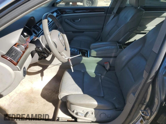 2007 Audi A8 z VIN WAULV44E77N002799, wystawiony jako Copart lot #47388955 z przebiegiem 111 606 mil mil oraz Szkoda całkowita • Salvage title. Historia ofert i sprzedaży dostępna na DreamBid. Obrazek 7.
