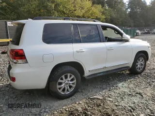 2021 Toyota Land Cruiser with VIN JTMCY7AJ8M4101503, listed as a Copart auction lot 75607824 with 23,251 mi miles and Salvage Title. Bid and sale history available at carsss.com. Image 3.