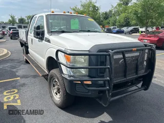 2012 Ford F-250 XL z VIN 1FT7X2B64CEC58701, wystawiony jako IAAI lot #42843909 z przebiegiem 215 931 mil mil oraz . Historia ofert i sprzedaży dostępna na DreamBid. Obrazek 24.