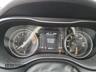 2020 Jeep Cherokee Latitude Plus z VIN 1C4PJMLX4LD593810, wystawiony jako Copart lot #87207954 z przebiegiem 58 928 mil mil oraz Szkoda całkowita • Salvage title. Historia ofert i sprzedaży dostępna na DreamBid. Obrazek 9.