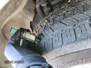 2020 Ford F-250 XL z VIN 1FTBF2A60LED41489, wystawiony jako IAAI lot #42025504 z przebiegiem 90 936 mil mil oraz . Historia ofert i sprzedaży dostępna na DreamBid. Obrazek 1.