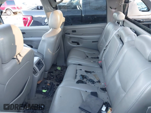 2005 Chevrolet Avalanche LS with VIN 3GNEC12Z75G229431, listed as a IAAI auction lot 41293938 with Not provided miles and . Bid and sale history available at DreamBid. Image 8.