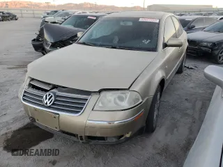 2002 Volkswagen Passat GLX z VIN WVWTH63B92P061508, wystawiony jako Copart lot #89027255 z przebiegiem 174 657 mil mil oraz Nie do naprawy • Non repairable. Historia ofert i sprzedaży dostępna na DreamBid. Obrazek 1.