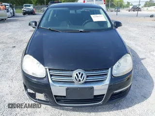 2010 Volkswagen Jetta SE с VIN 3VWRX7AJ7AM049582, выставлен на аукционе IAAI как лот 42280135 с пробегом 140 670 миль миль и . История ставок и продаж доступна на DreamBid. Изображение 6.