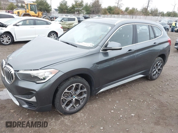 2021 BMW X1 xDrive28i with VIN WBXJG9C06M5S05303, listed as a IAAI auction lot 41060130 with 29,644 mi miles. Bid and sale history available at carsss.com. Image 19.