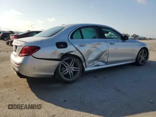 2020 Mercedes-Benz E 350 z VIN W1KZF8DB2LA828359, wystawiony jako Copart lot #55533875 z przebiegiem 120 930 mil mil oraz Szkoda całkowita • Salvage title. Historia ofert i sprzedaży dostępna na DreamBid. Obrazek 3.