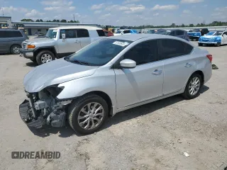 2018 Nissan Sentra SV z VIN 3N1AB7AP2JL622559, wystawiony jako Copart lot #52436835 z przebiegiem 126 081 mil mil oraz Szkoda całkowita • Salvage title. Historia ofert i sprzedaży dostępna na DreamBid. Obrazek 1.